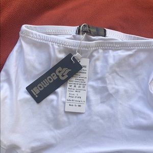 Girls Tutu brand New- Size S